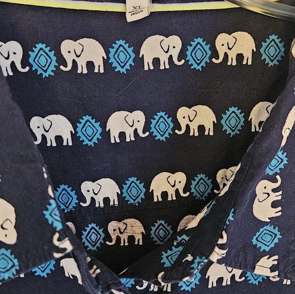 Crown & Ivy Elephant Print button Down Shirt. - Picture 3 of 5